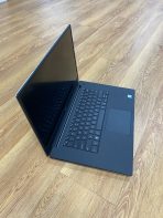 Dell precision 5530 coi7 8th gen 32gb 512gb ssd 4gb graphics