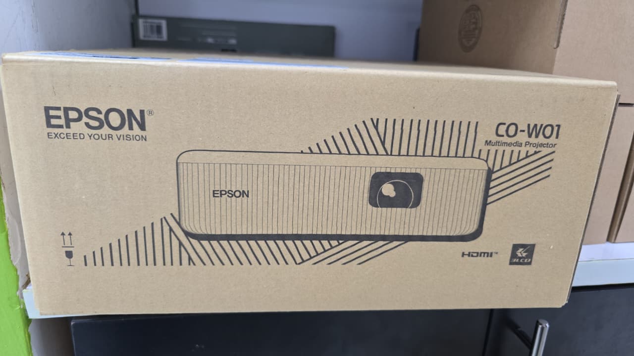 Epson Co - W01 3000lumens_2 Epson Co - W01 3000lumens projector - Image 1